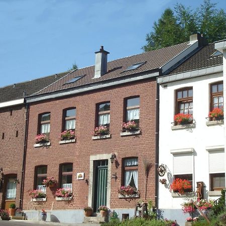 B&B Ferme Du Petit Breuil Вервиерс Екстериор снимка