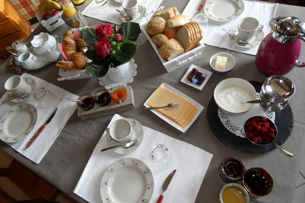 B&B Ferme Du Petit Breuil Вервиерс Екстериор снимка